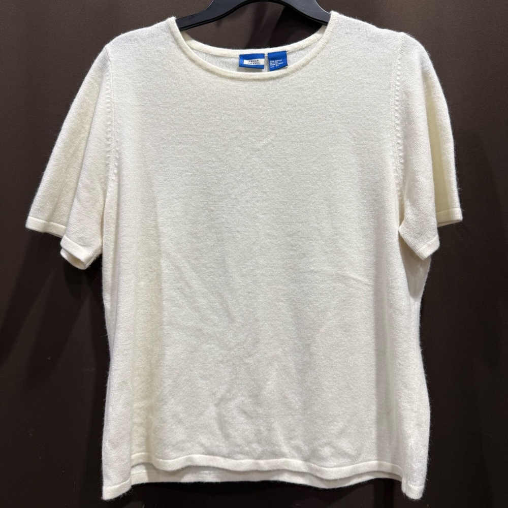 90’s Vintage Falls Creek Cream 100% Acrylic Crewneck Short Sleeve Sweater Sz XL